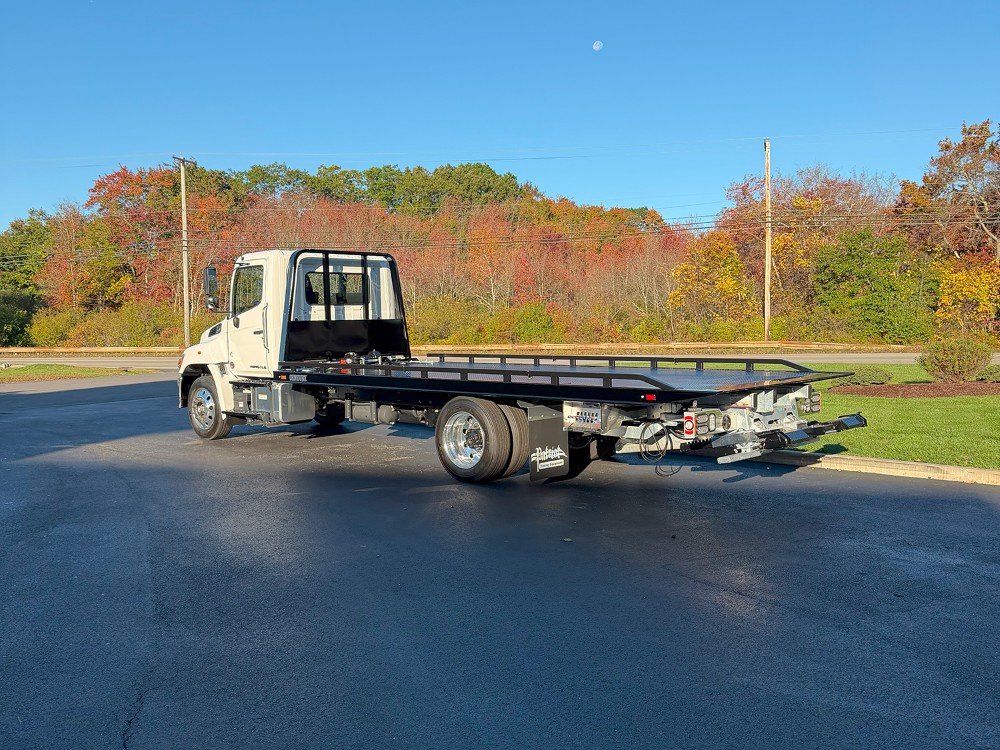 2025 Hino L6 (Key# 1942) 5